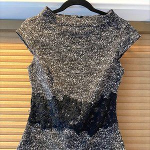 NY&CO-XS Fitted Black/Lace Work Blouse!